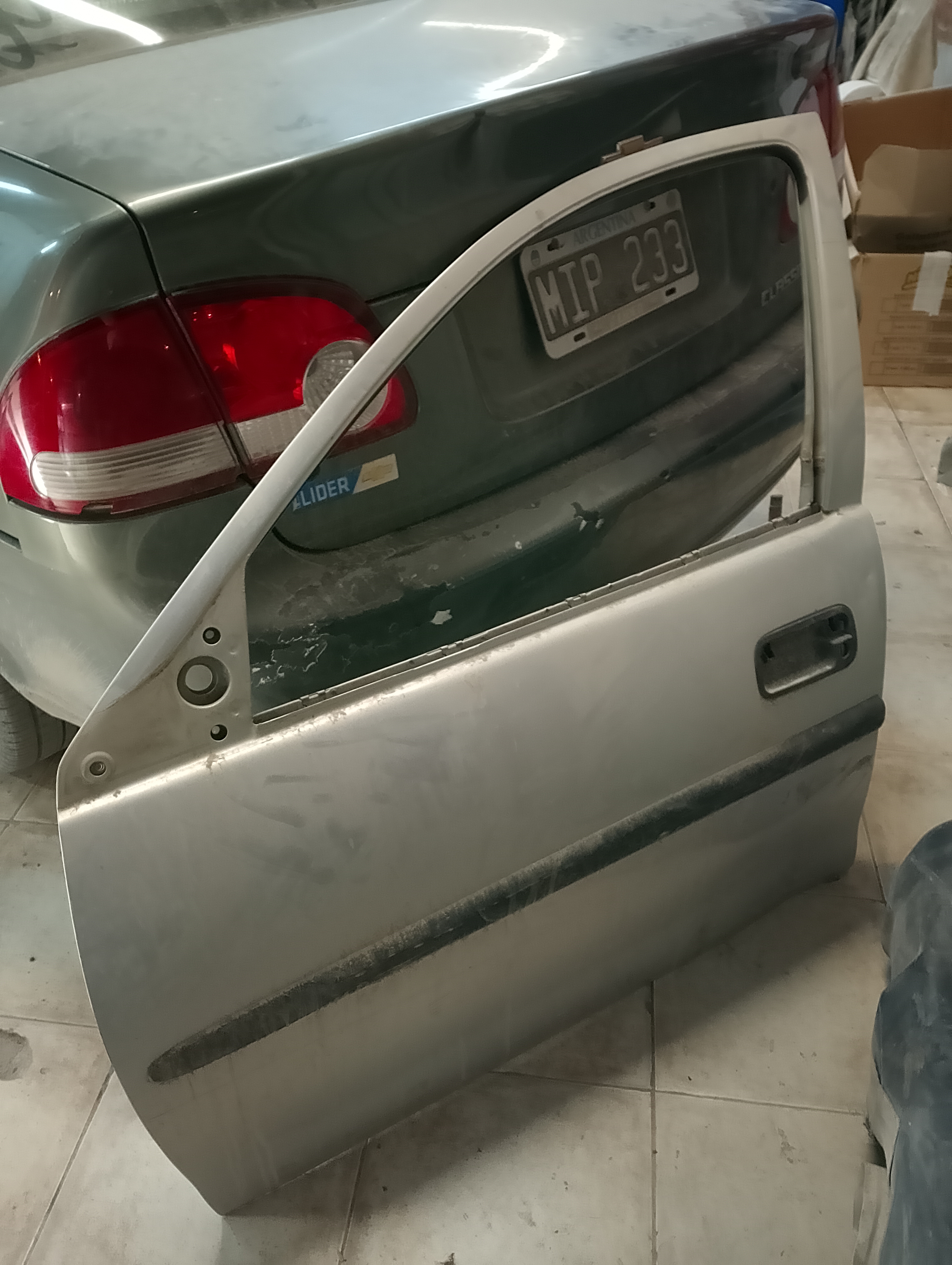 Puerta delantera Izquierda Corsa 4p - Imagen 2