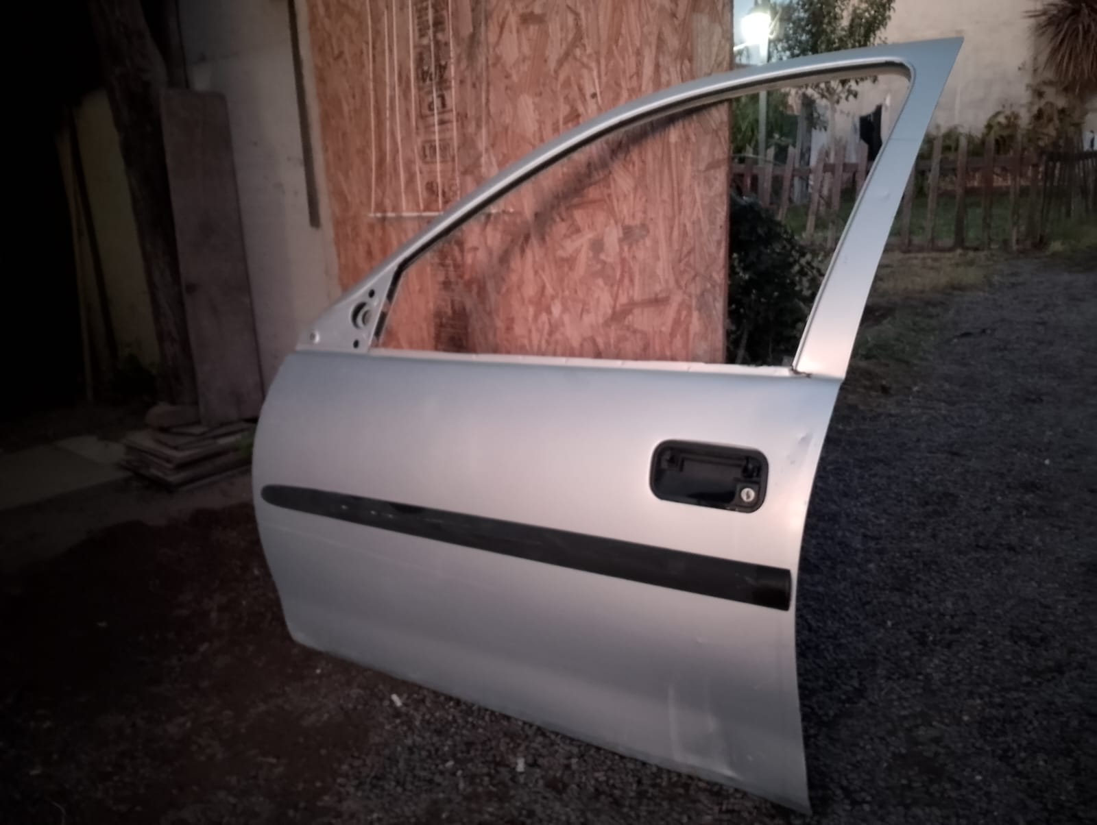 Puerta delantera Izquierda Corsa 4p - Imagen 4