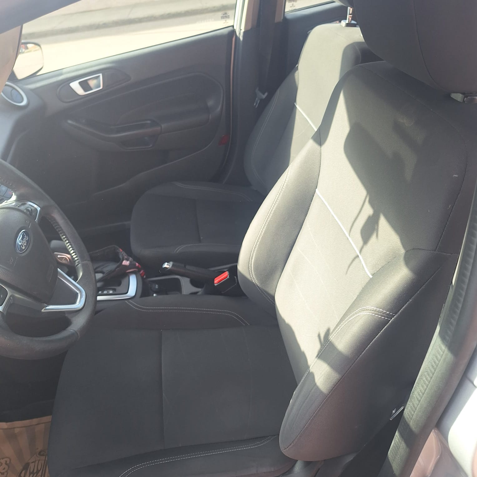 Ford Fiesta Kinetic 1.6 Se Powershift - Imagen 8