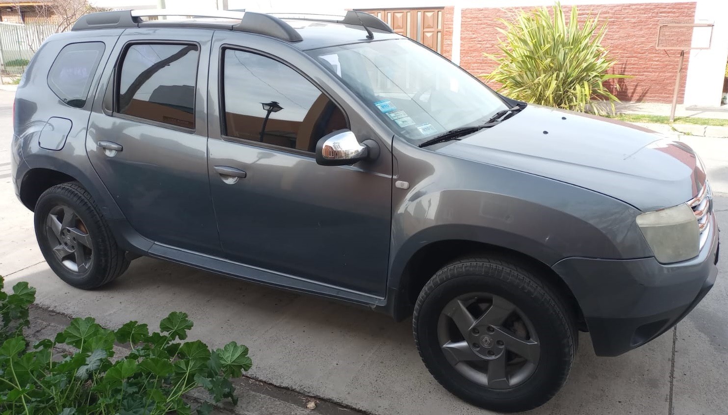 Renault Duster 4x4 !Impecable¡ - Imagen 3