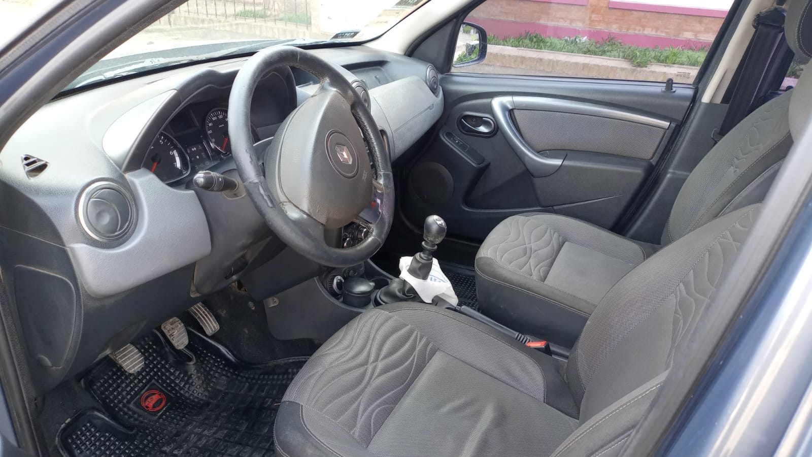 Renault Duster 4x4 !Impecable¡ - Imagen 6
