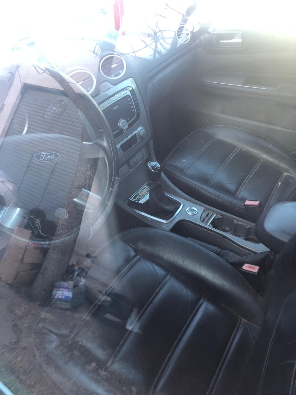 Ford Focus 2 Tdci Ghia (SIN MOTOR) - Imagen 3