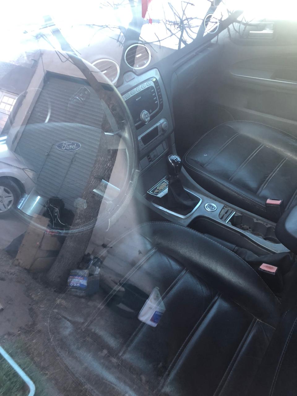 Ford Focus 2 Tdci Ghia (SIN MOTOR) - Imagen 4